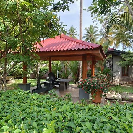 Avalon Village Resort Induruwa Bagian luar foto