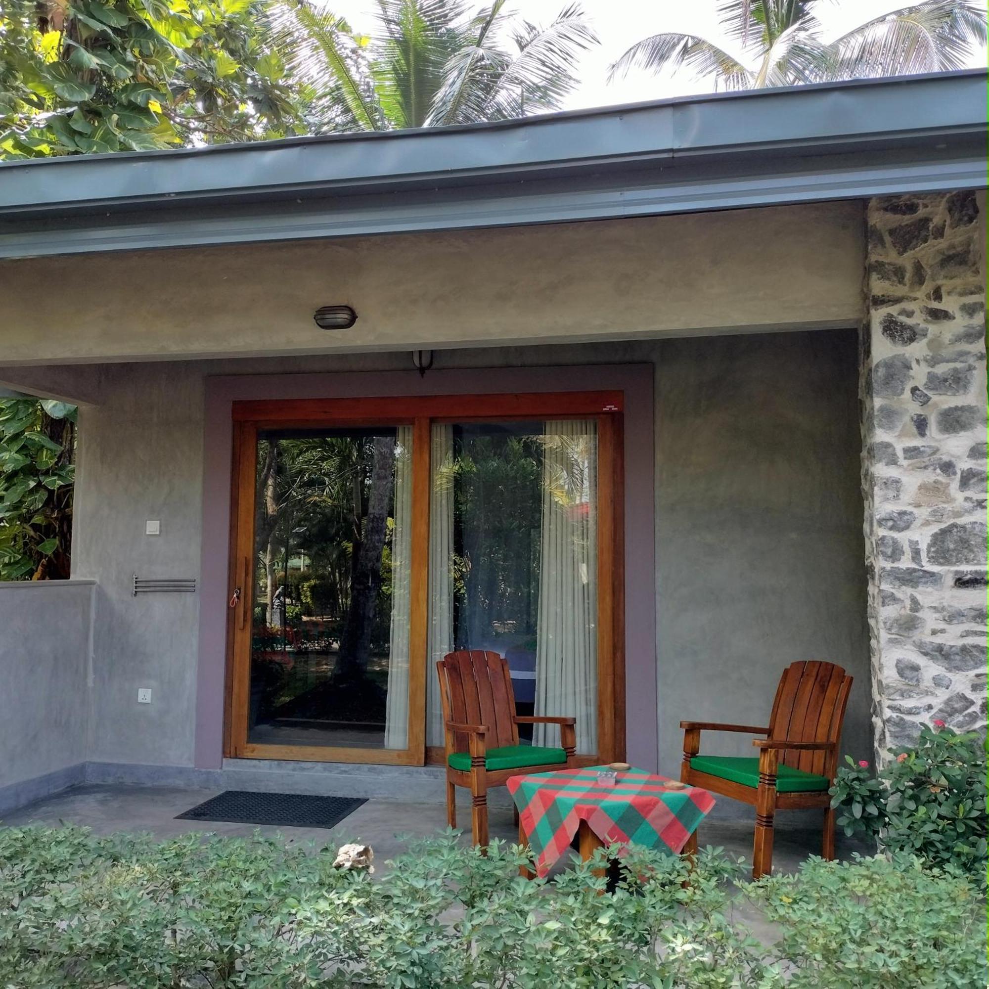 Avalon Village Resort Induruwa Bagian luar foto