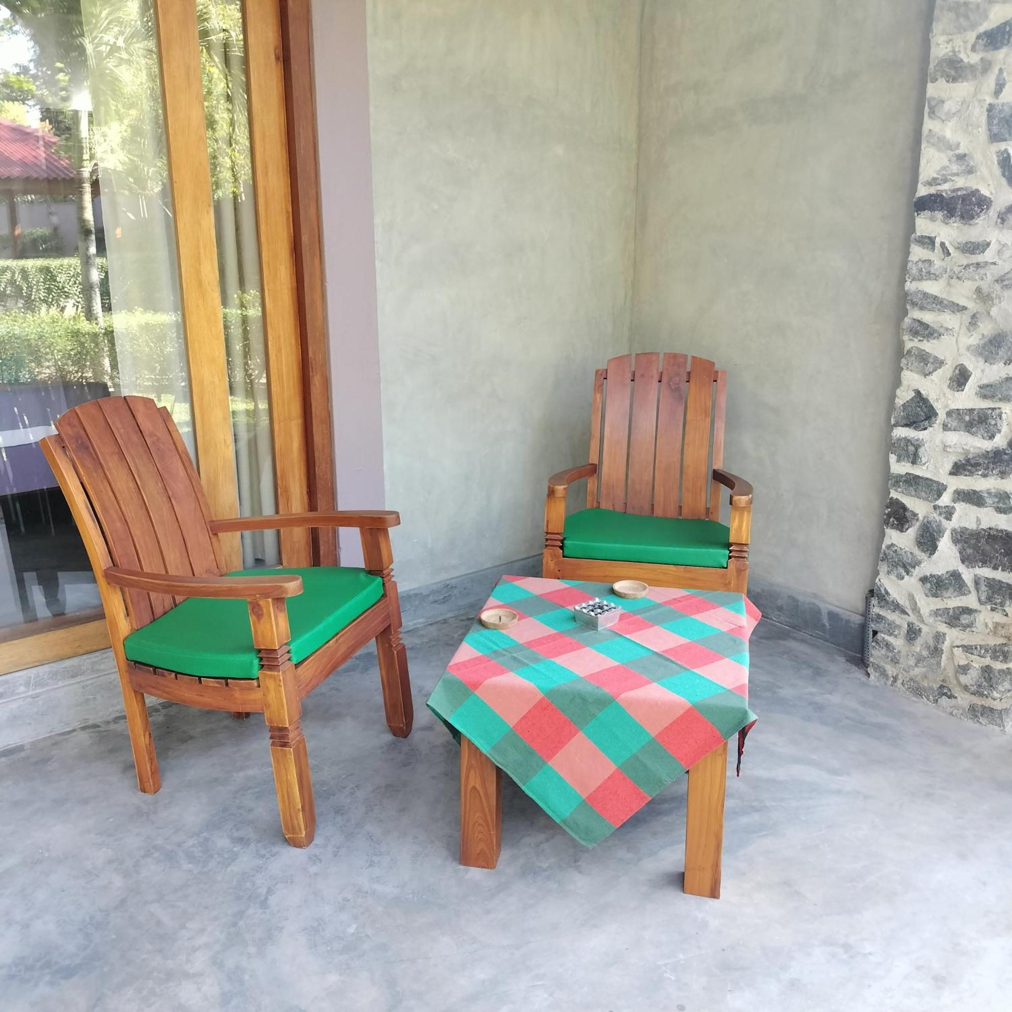 Avalon Village Resort Induruwa Bagian luar foto