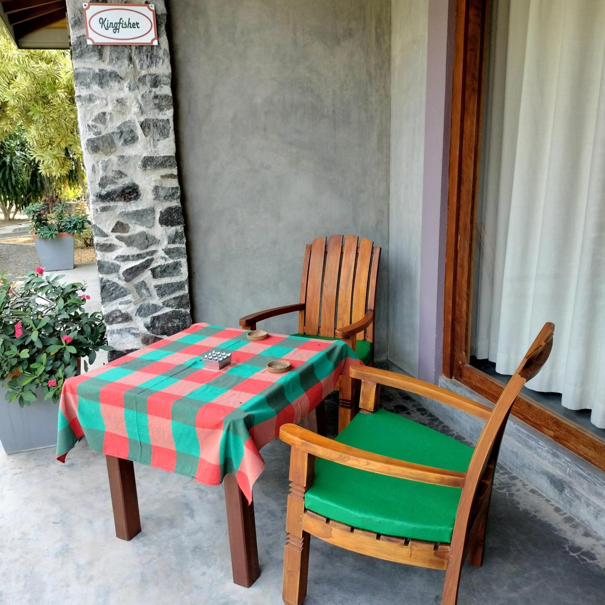 Avalon Village Resort Induruwa Bagian luar foto