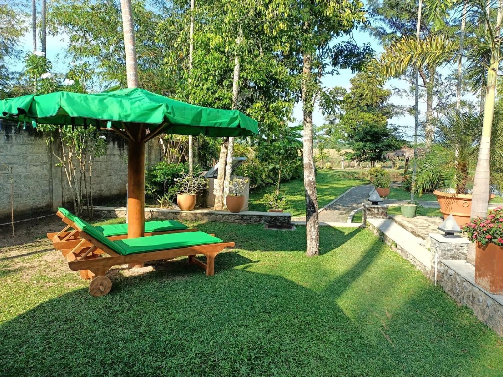 Avalon Village Resort Induruwa Bagian luar foto